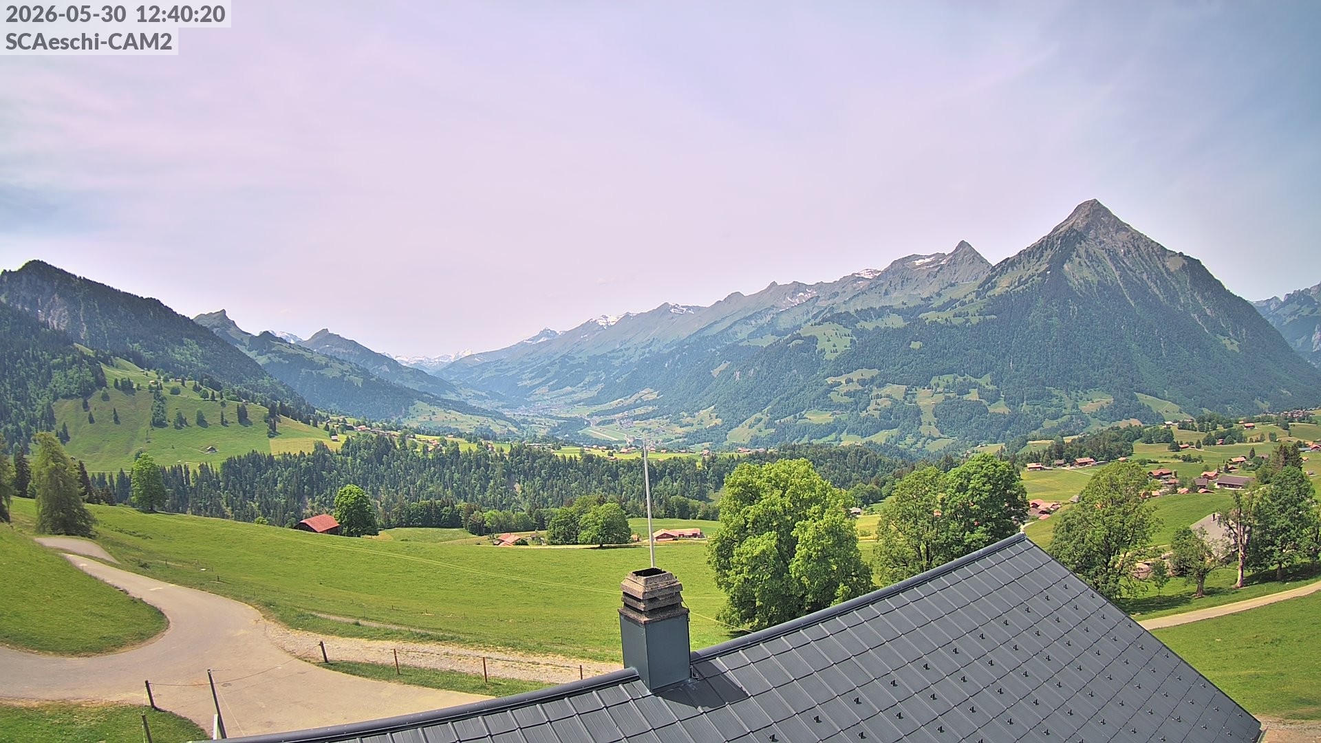 Archiv Foto Webcam Aeschi: Hütte Aeschiallmend