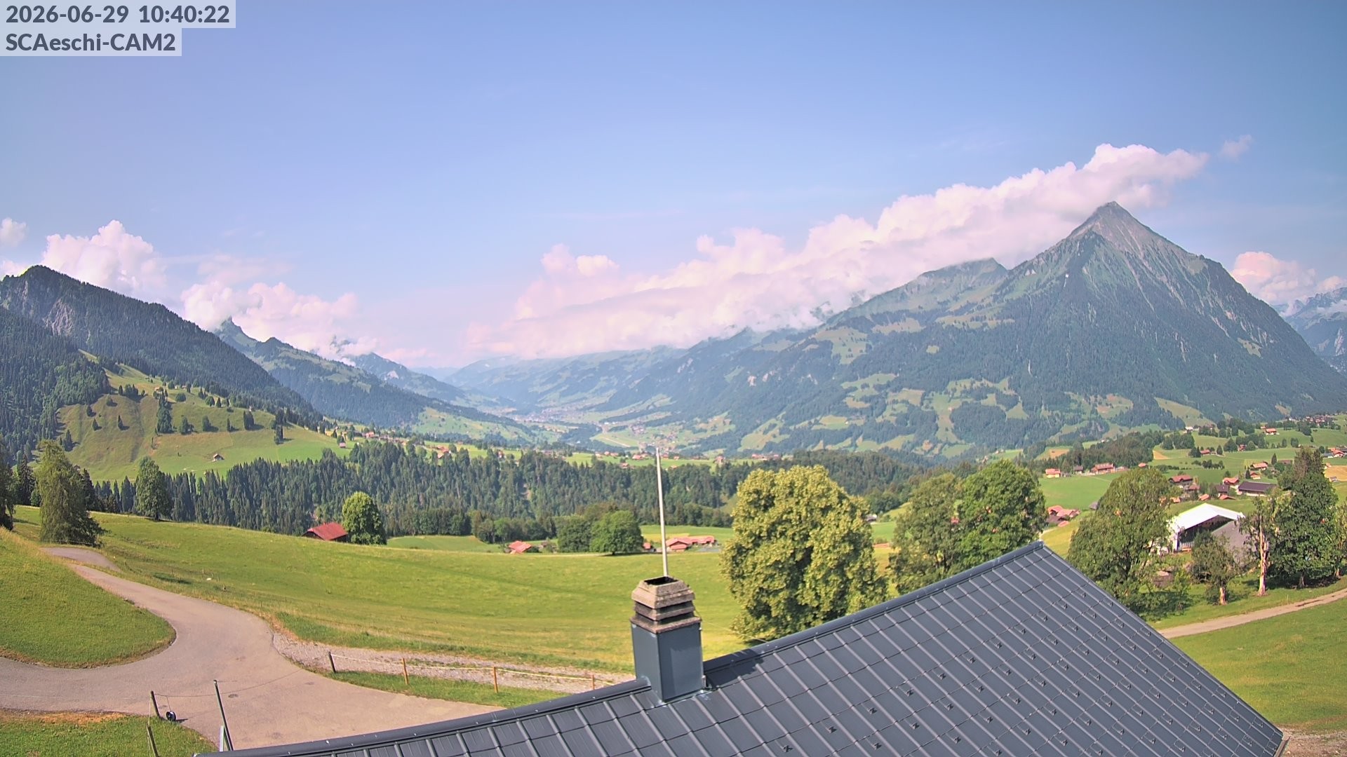 Archiv Foto Webcam Aeschi: Hütte Aeschiallmend