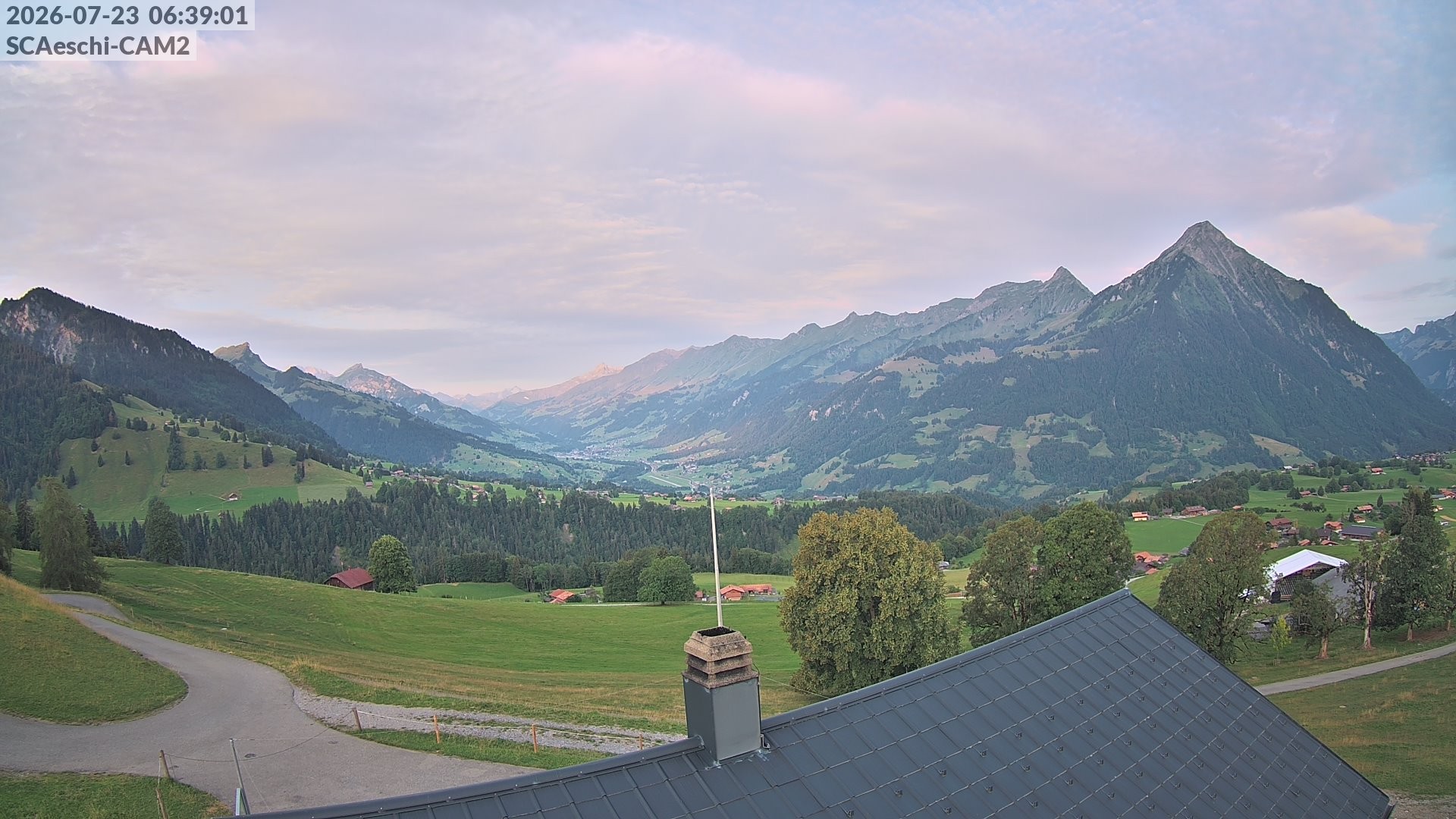 Archiv Foto Webcam Aeschi: Hütte Aeschiallmend