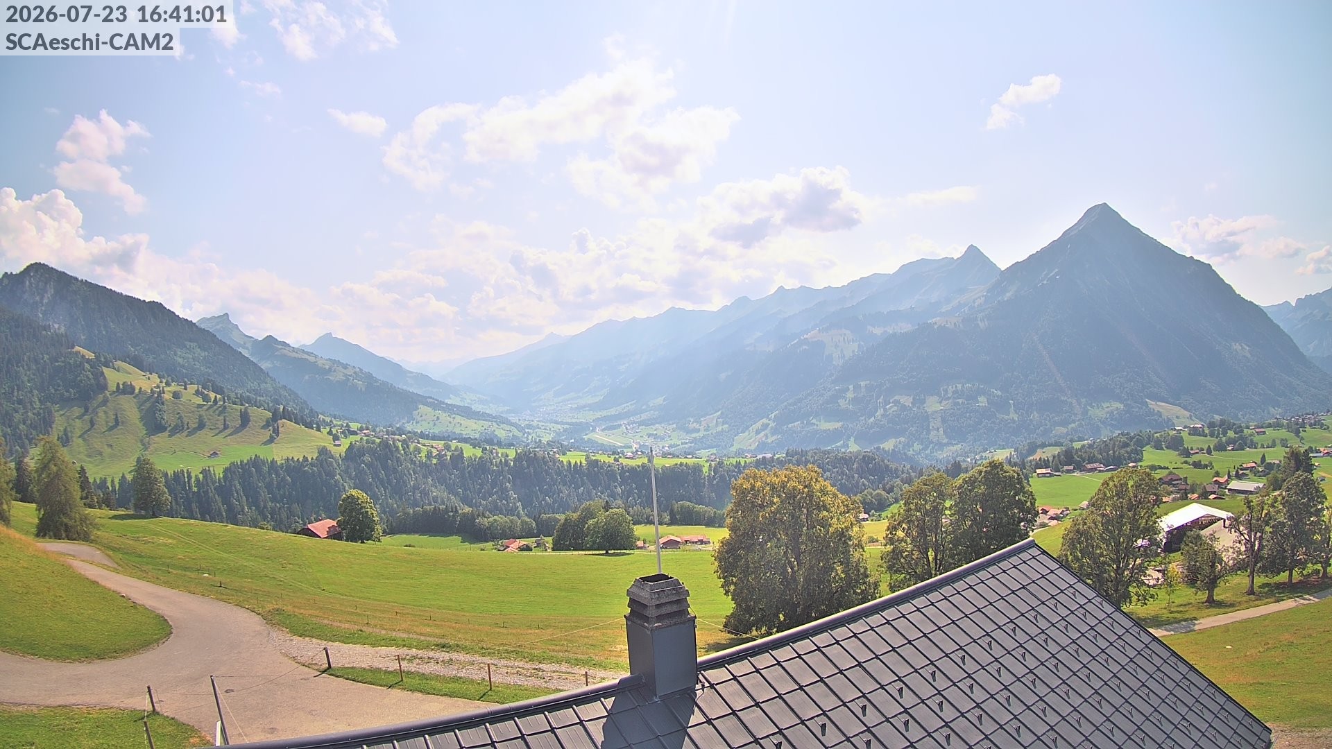 Archiv Foto Webcam Aeschi: Hütte Aeschiallmend