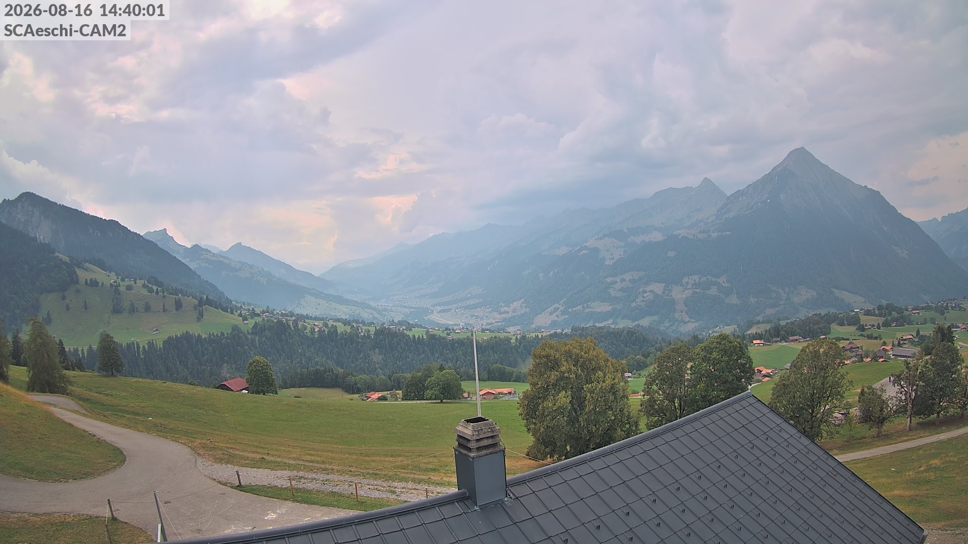 Archiv Foto Webcam Aeschi: Hütte Aeschiallmend