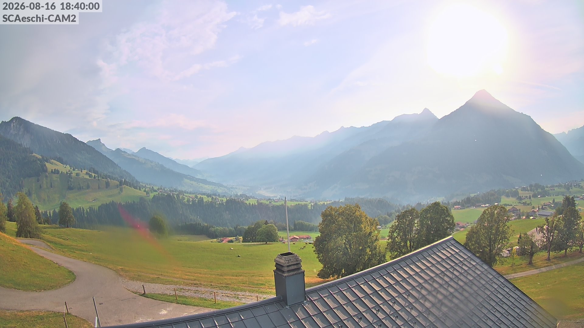 Archiv Foto Webcam Aeschi: Hütte Aeschiallmend
