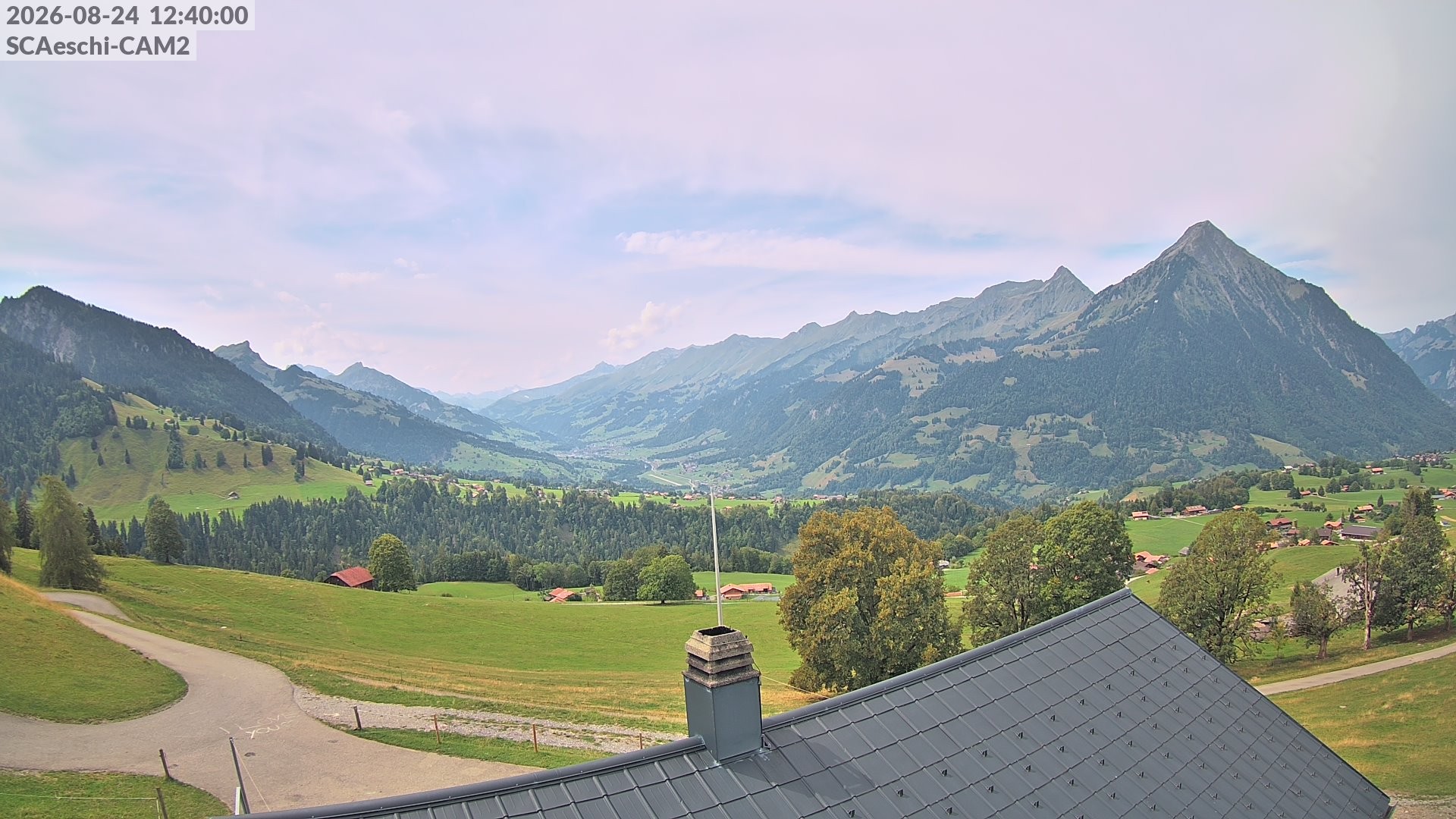 Archiv Foto Webcam Aeschi: Hütte Aeschiallmend