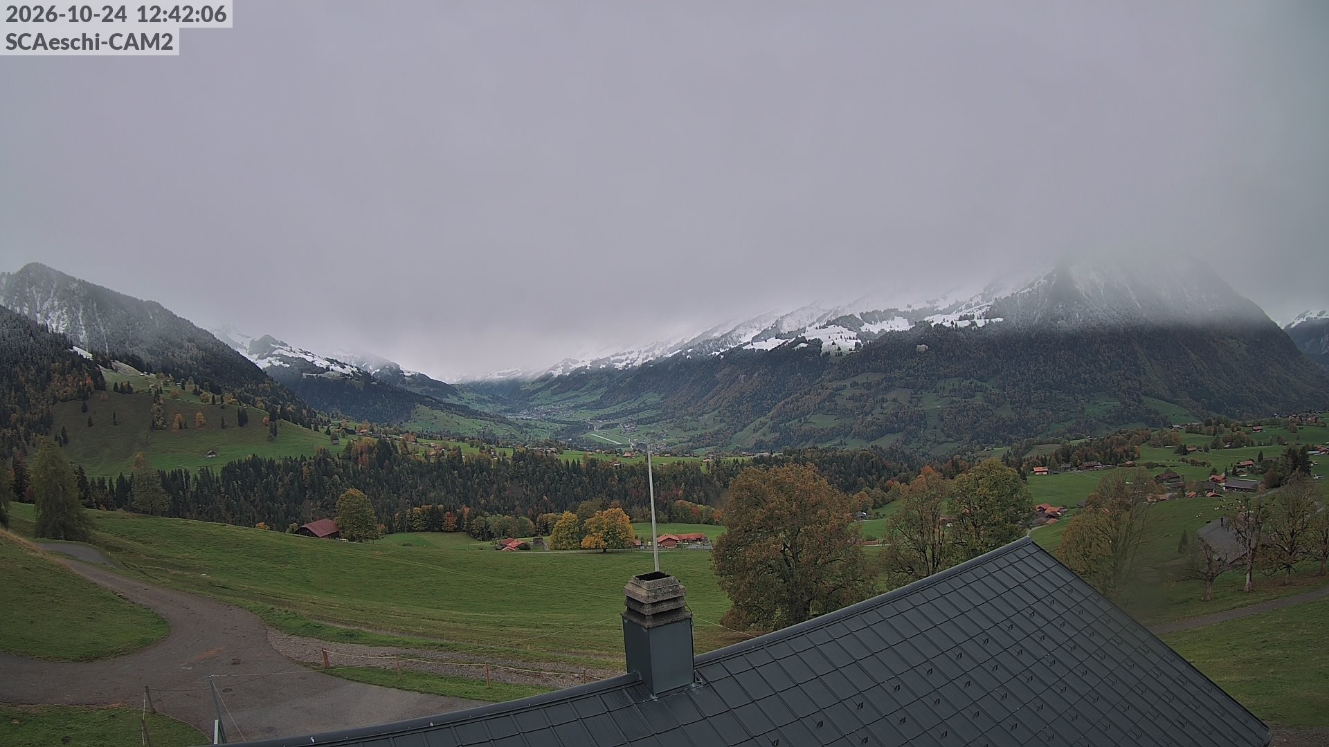 Archiv Foto Webcam Aeschi: Hütte Aeschiallmend