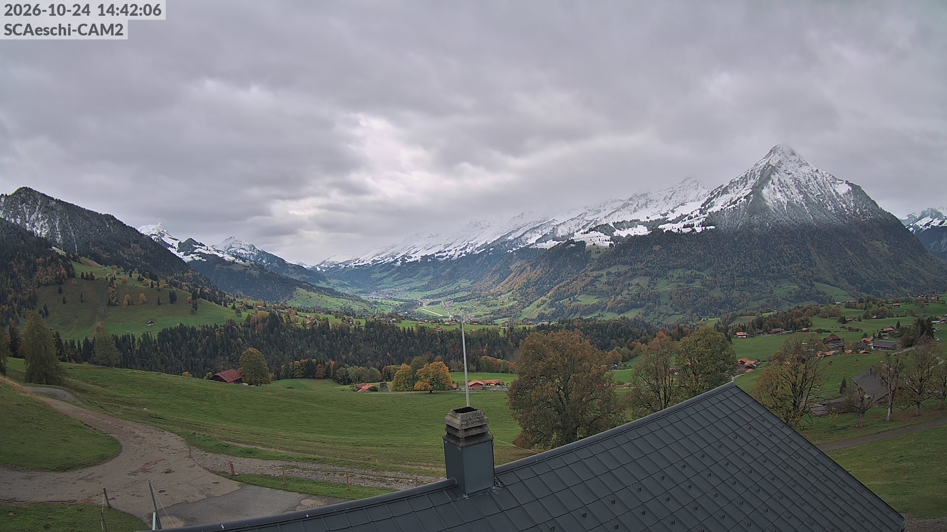 Archiv Foto Webcam Aeschi: Hütte Aeschiallmend
