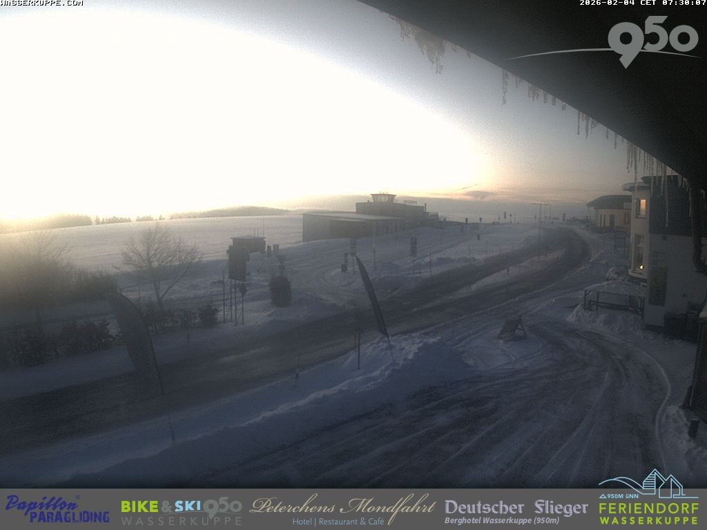 Archiv Foto Webcam Wasserkuppe: Gleitschirm-Flugschule Papillon