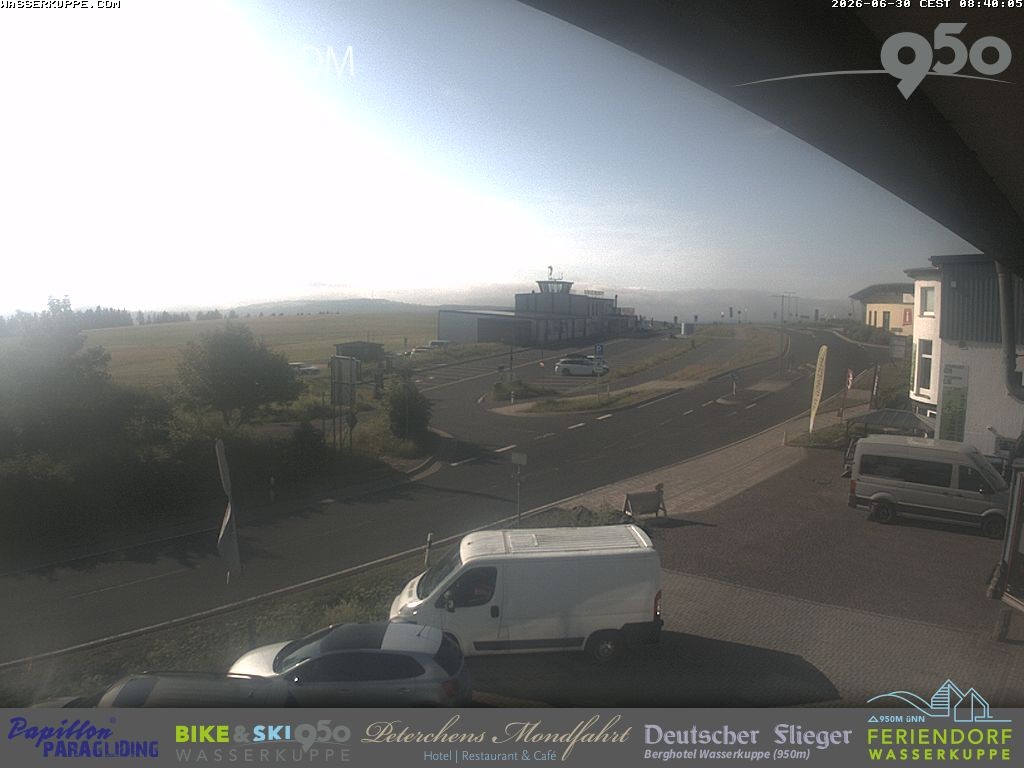 Archiv Foto Webcam Wasserkuppe: Gleitschirm-Flugschule Papillon