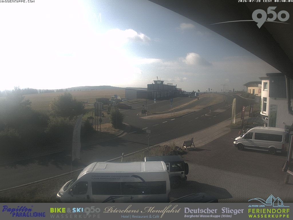 Archiv Foto Webcam Wasserkuppe: Gleitschirm-Flugschule Papillon