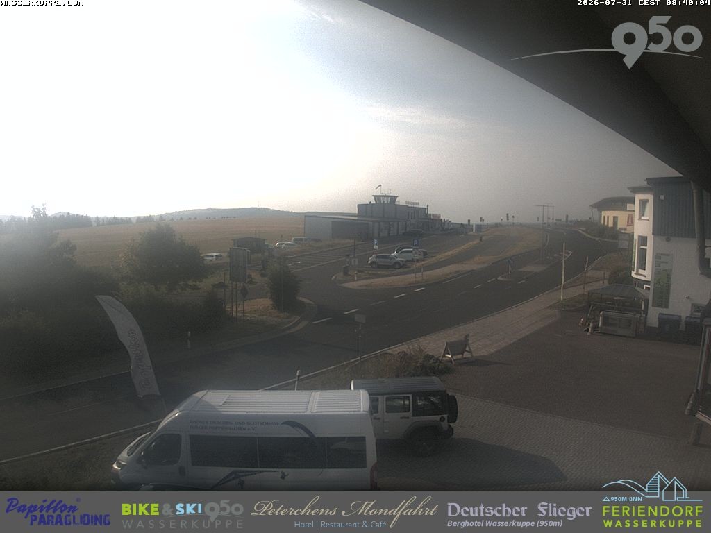 Archiv Foto Webcam Wasserkuppe: Gleitschirm-Flugschule Papillon