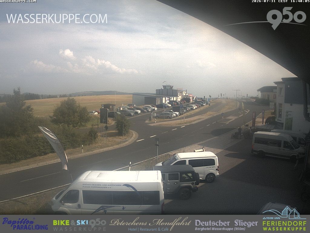 Archiv Foto Webcam Wasserkuppe: Gleitschirm-Flugschule Papillon