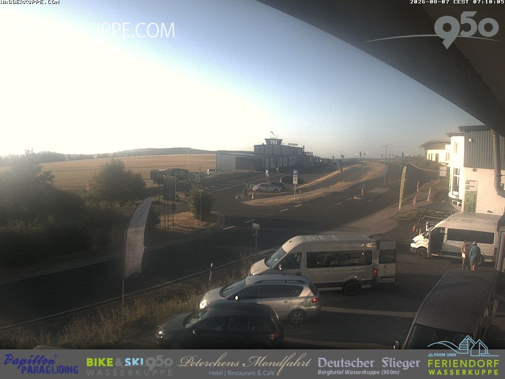 Archiv Foto Webcam Wasserkuppe: Gleitschirm-Flugschule Papillon