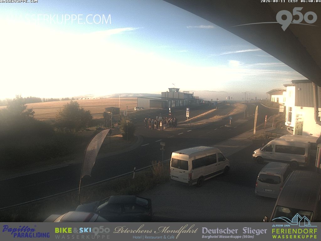 Archiv Foto Webcam Wasserkuppe: Gleitschirm-Flugschule Papillon