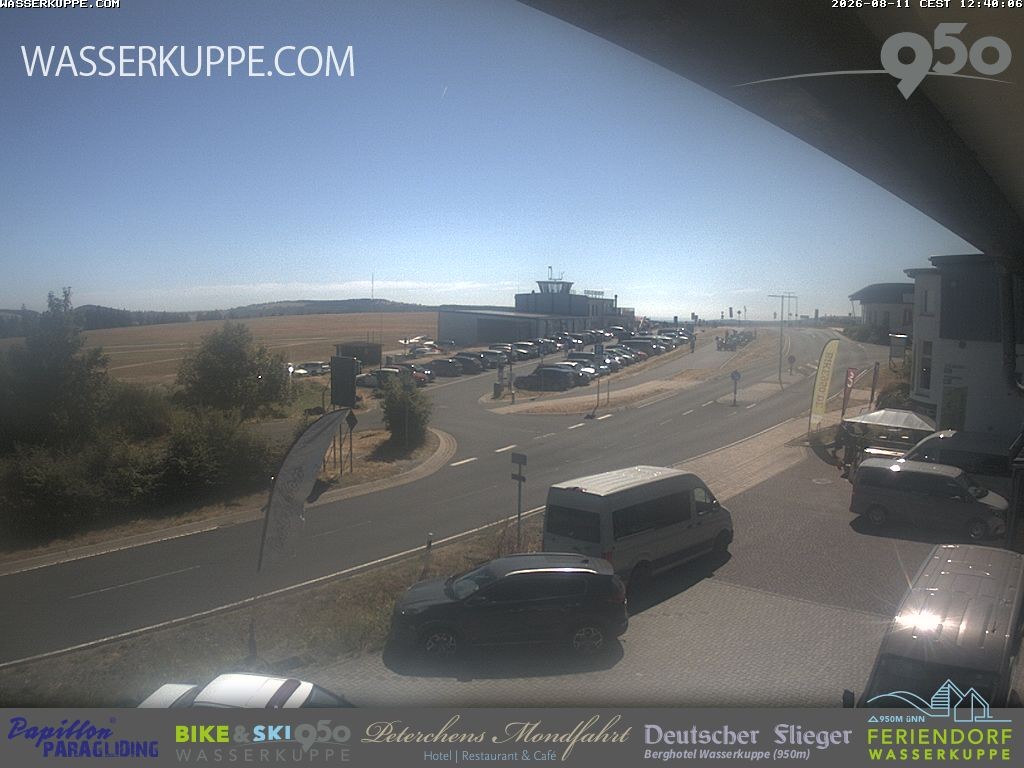 Archiv Foto Webcam Wasserkuppe: Gleitschirm-Flugschule Papillon