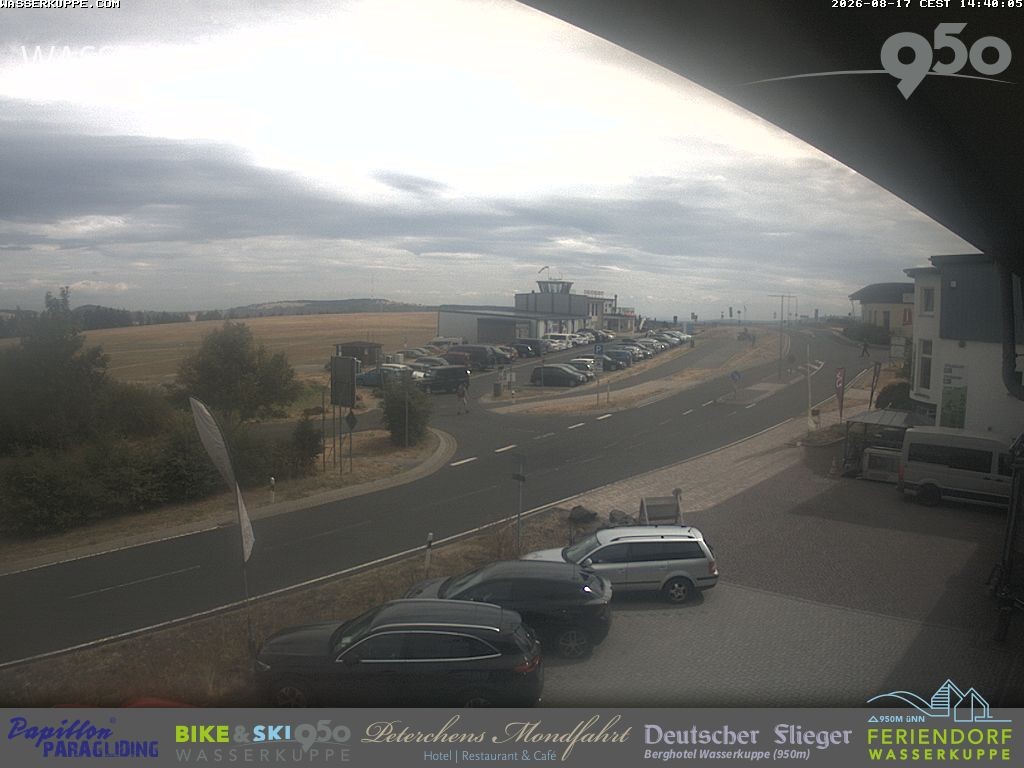 Archiv Foto Webcam Wasserkuppe: Gleitschirm-Flugschule Papillon