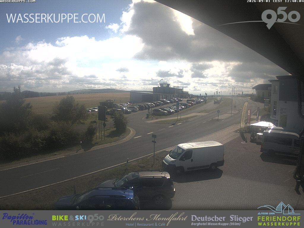 Archiv Foto Webcam Wasserkuppe: Gleitschirm-Flugschule Papillon