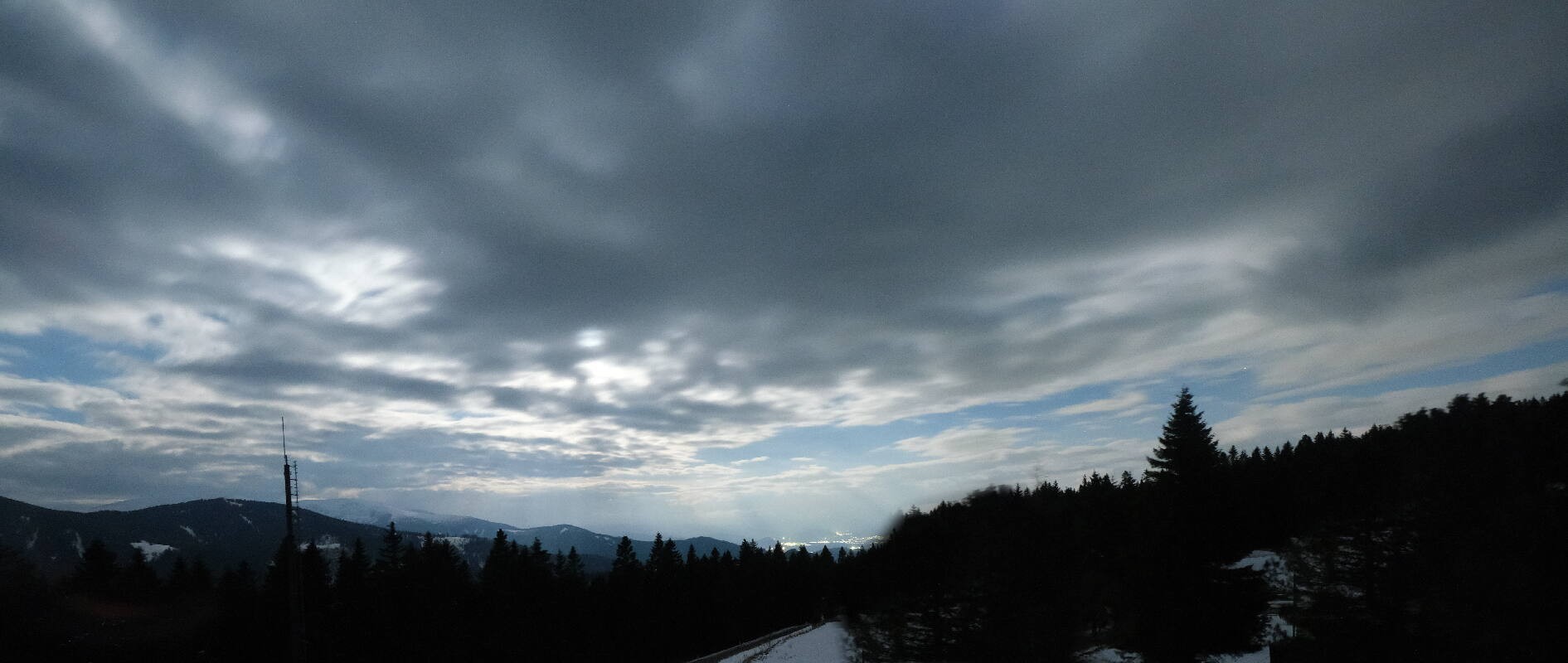 Archiv Foto Webcam Gaberlhaus - Westblick