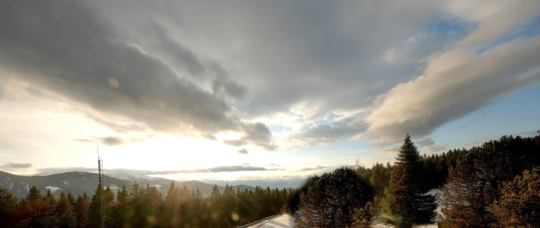 Archiv Foto Webcam Gaberlhaus - Westblick