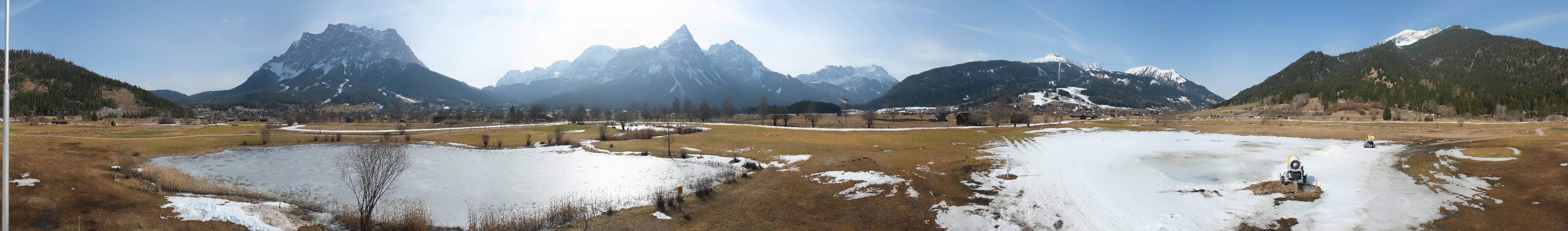 Archived image Webcam Ehrwald-Lermoos: Golf Club Zugspitze