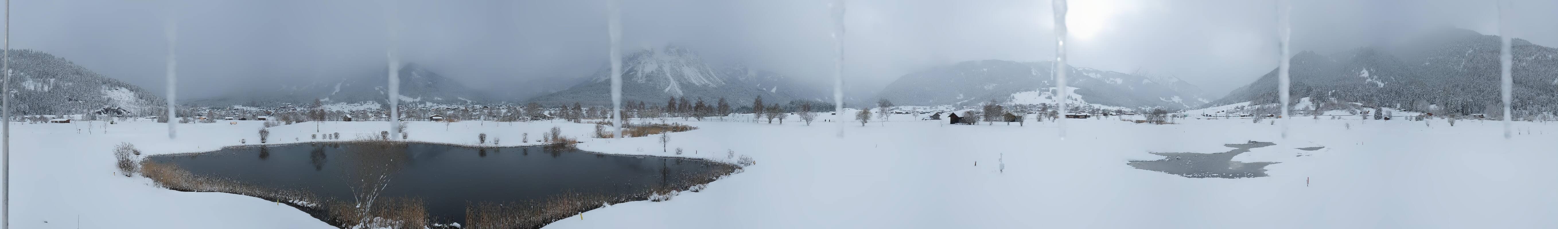 Archived image Webcam Ehrwald-Lermoos: Golf Club Zugspitze