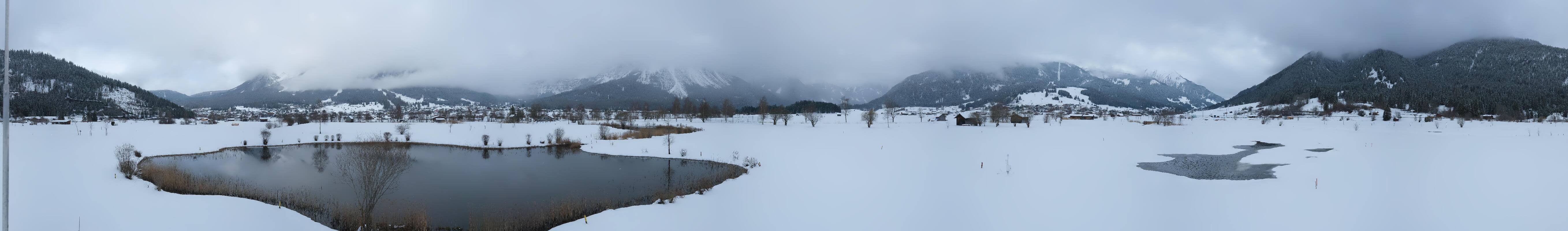 Archived image Webcam Ehrwald-Lermoos: Golf Club Zugspitze
