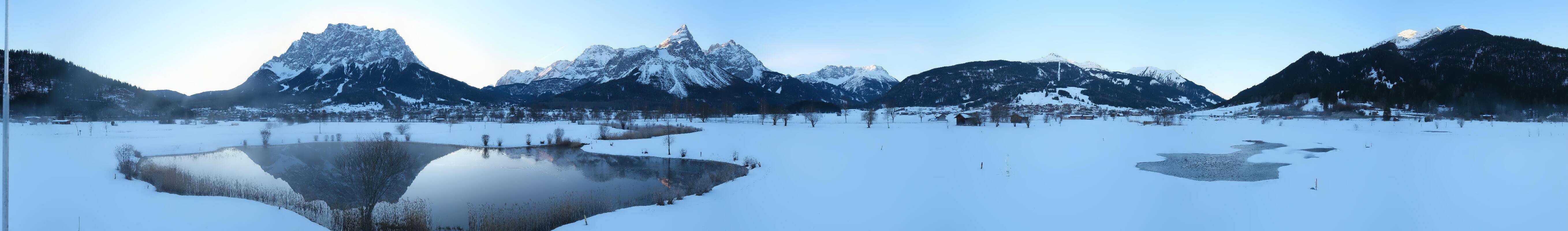 Archived image Webcam Ehrwald-Lermoos: Golf Club Zugspitze