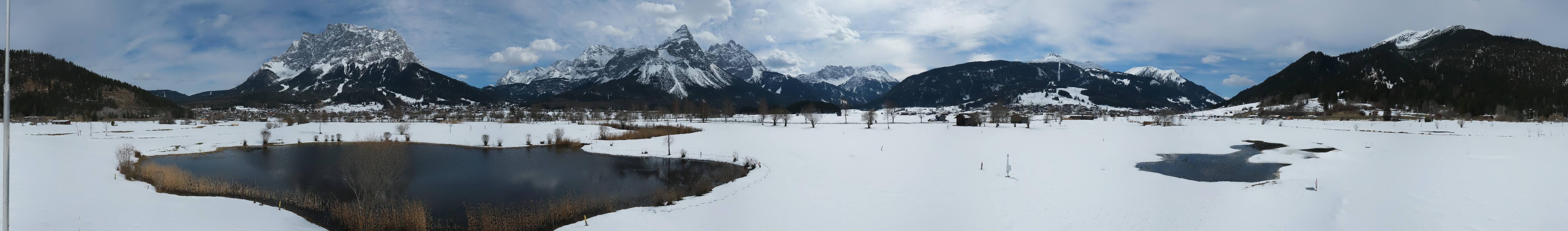 Archived image Webcam Ehrwald-Lermoos: Golf Club Zugspitze