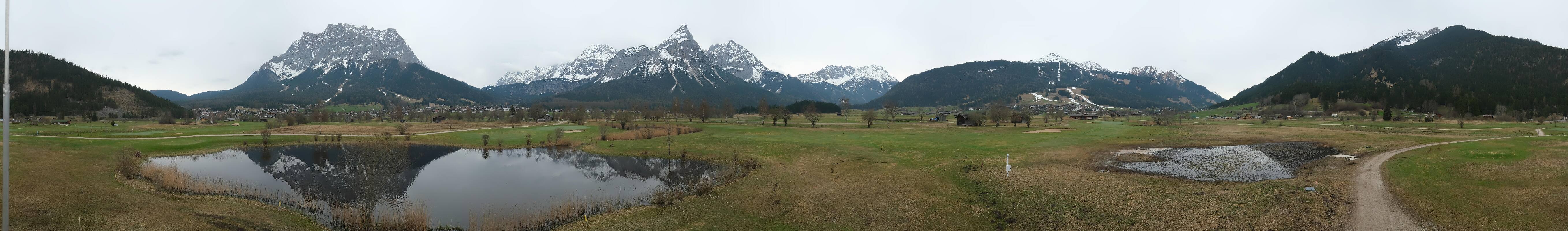 Archived image Webcam Ehrwald-Lermoos: Golf Club Zugspitze