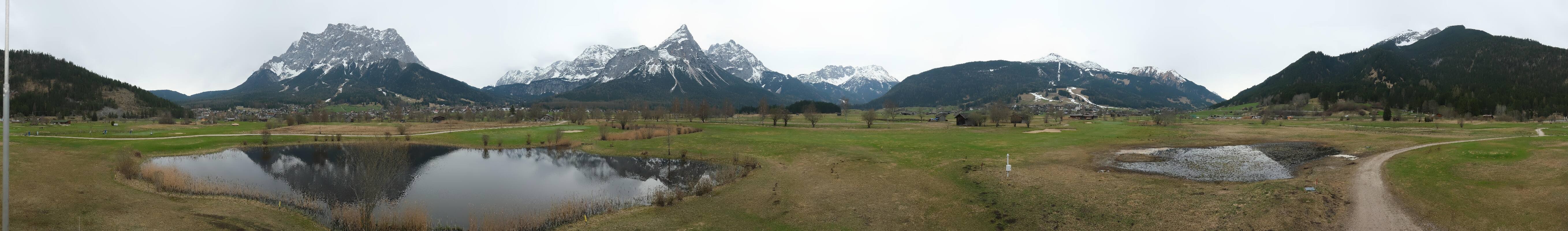 Archived image Webcam Ehrwald-Lermoos: Golf Club Zugspitze