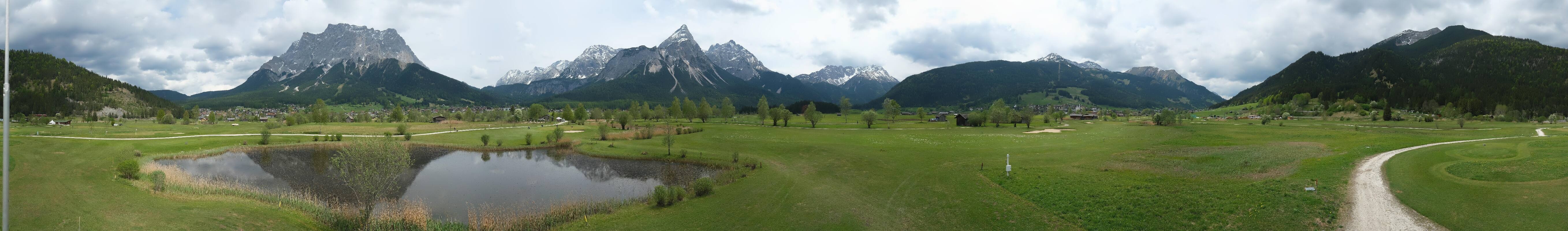 Archived image Webcam Ehrwald-Lermoos: Golf Club Zugspitze