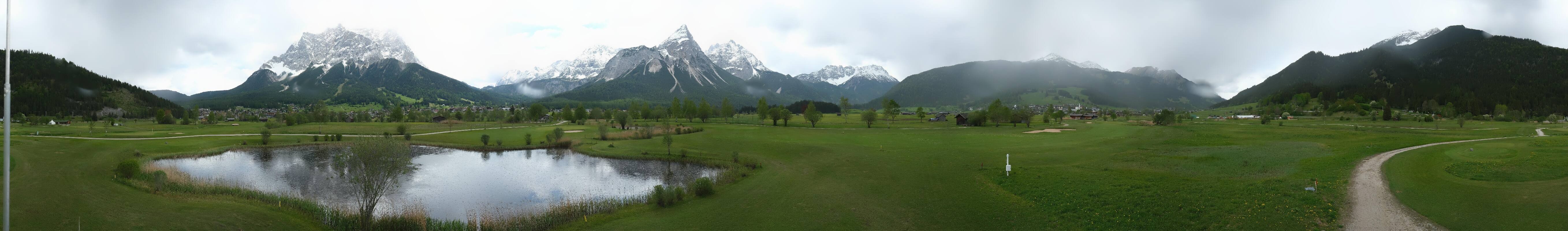 Archived image Webcam Ehrwald-Lermoos: Golf Club Zugspitze