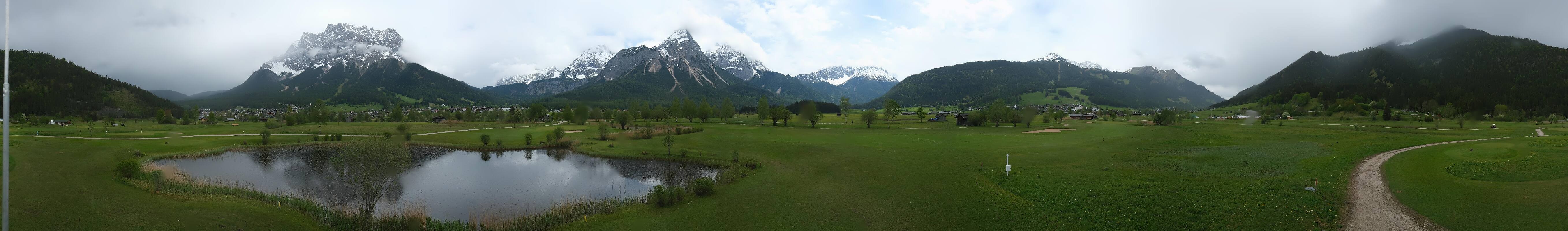 Archived image Webcam Ehrwald-Lermoos: Golf Club Zugspitze