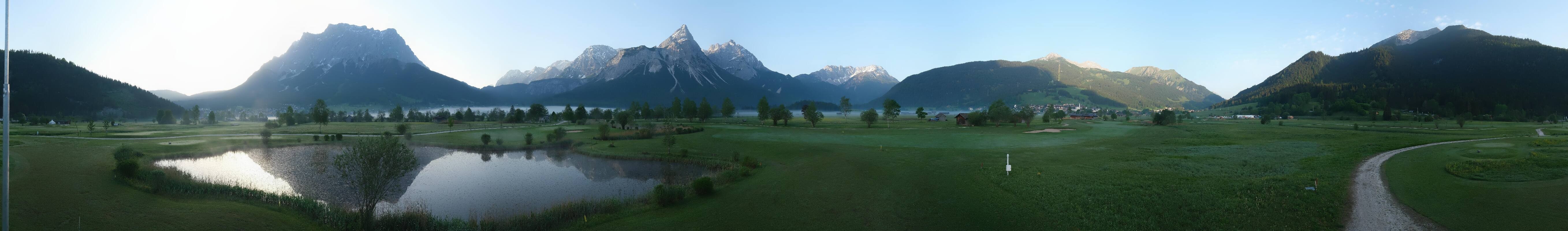 Archived image Webcam Ehrwald-Lermoos: Golf Club Zugspitze