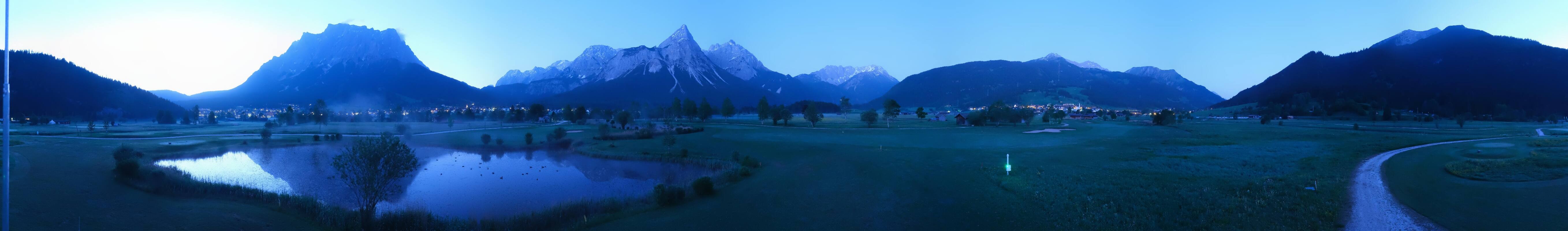 Archived image Webcam Ehrwald-Lermoos: Golf Club Zugspitze
