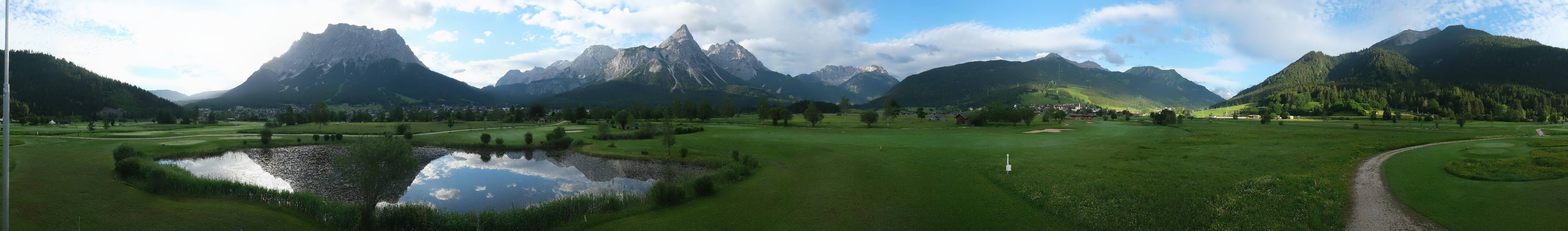 Archived image Webcam Ehrwald-Lermoos: Golf Club Zugspitze