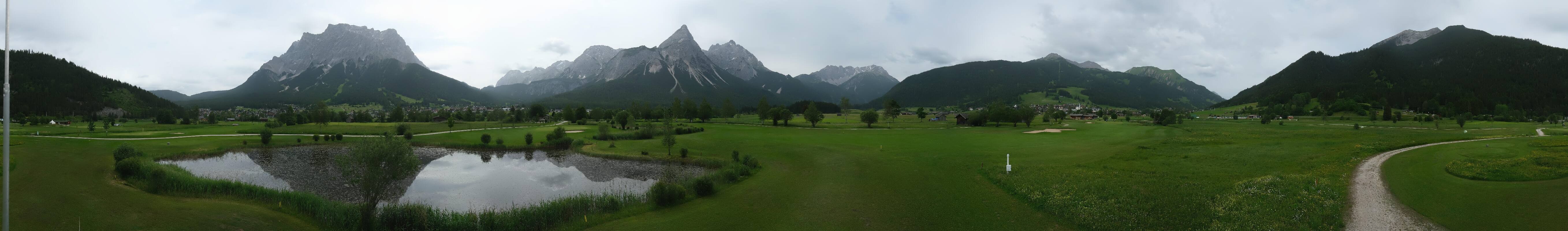 Archived image Webcam Ehrwald-Lermoos: Golf Club Zugspitze