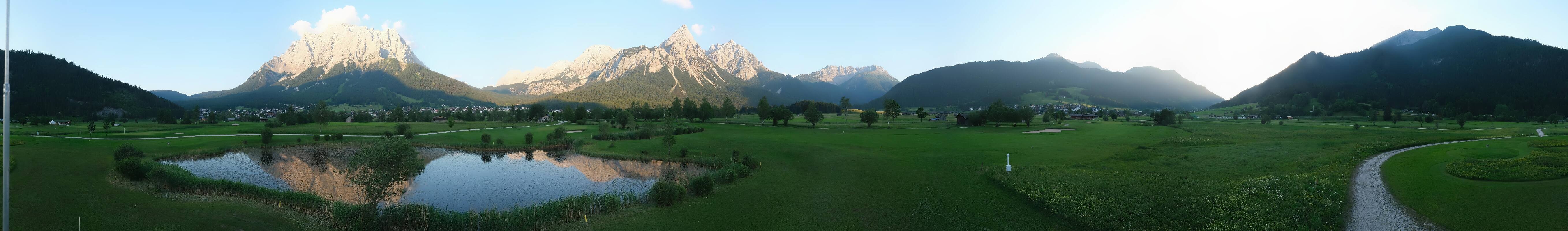 Archived image Webcam Ehrwald-Lermoos: Golf Club Zugspitze