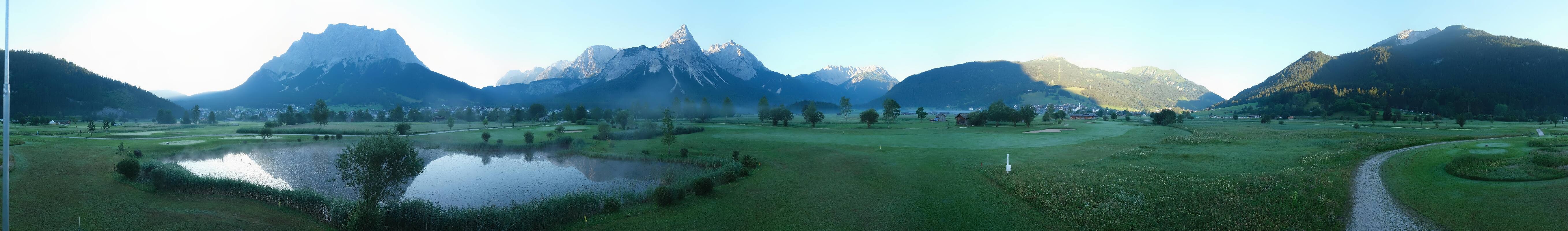 Archived image Webcam Ehrwald-Lermoos: Golf Club Zugspitze