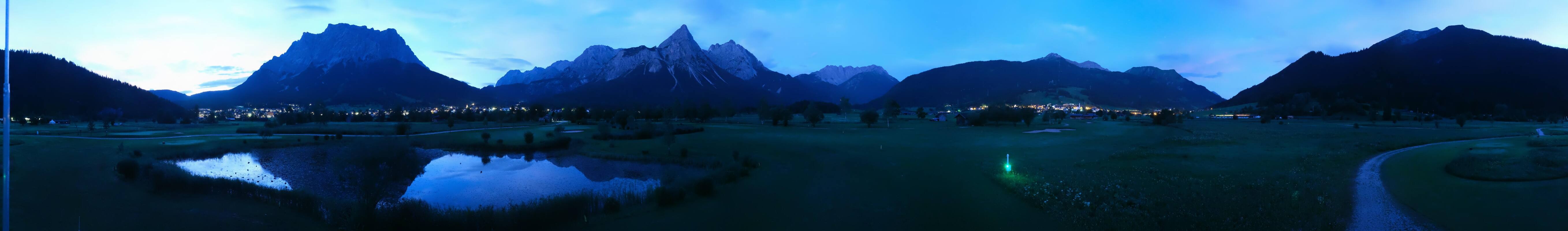 Archived image Webcam Ehrwald-Lermoos: Golf Club Zugspitze