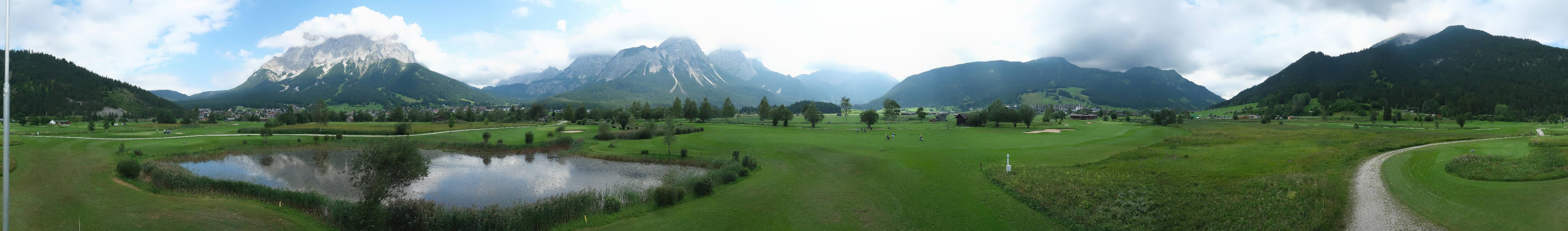 Archived image Webcam Ehrwald-Lermoos: Golf Club Zugspitze