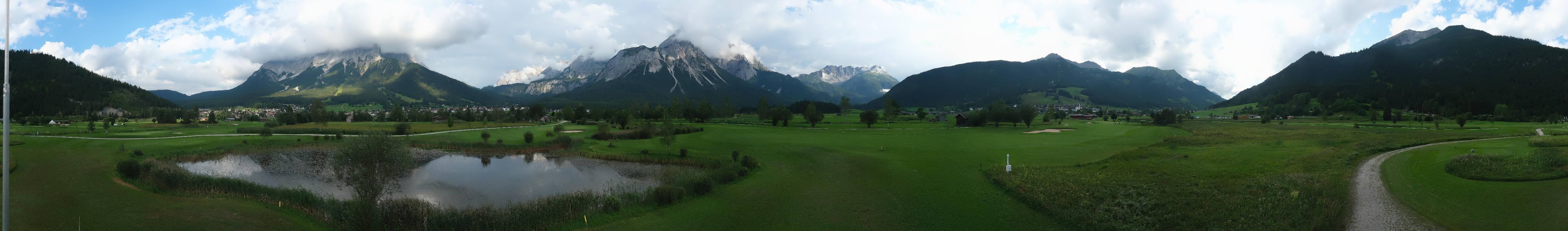 Archived image Webcam Ehrwald-Lermoos: Golf Club Zugspitze