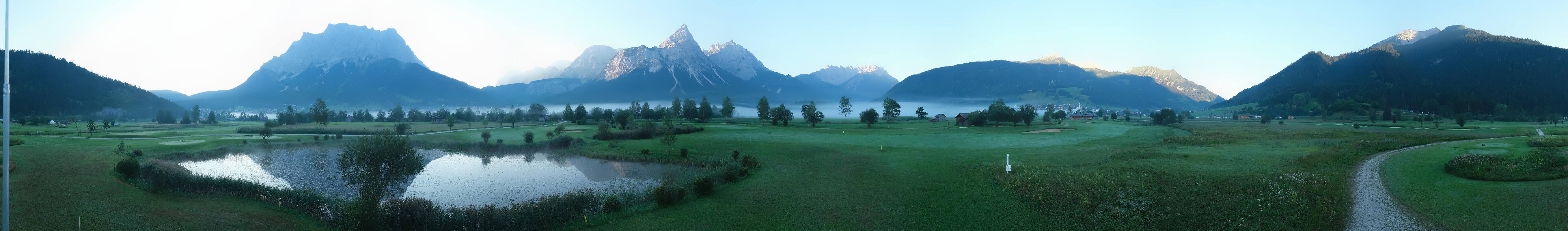 Archived image Webcam Ehrwald-Lermoos: Golf Club Zugspitze