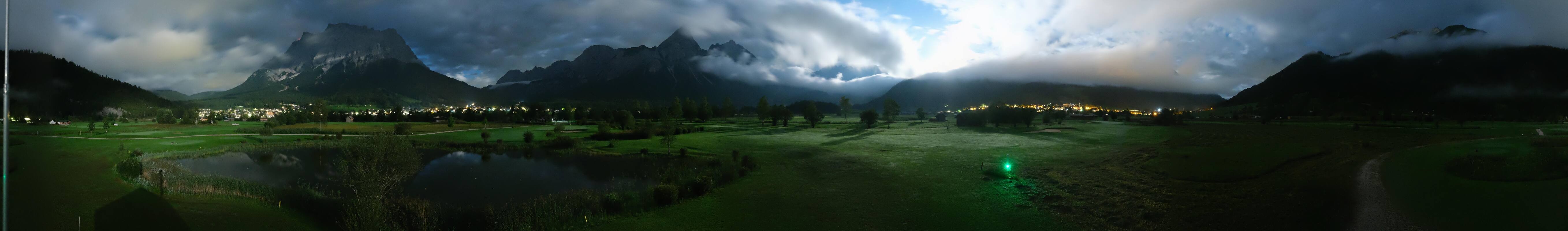 Archived image Webcam Ehrwald-Lermoos: Golf Club Zugspitze