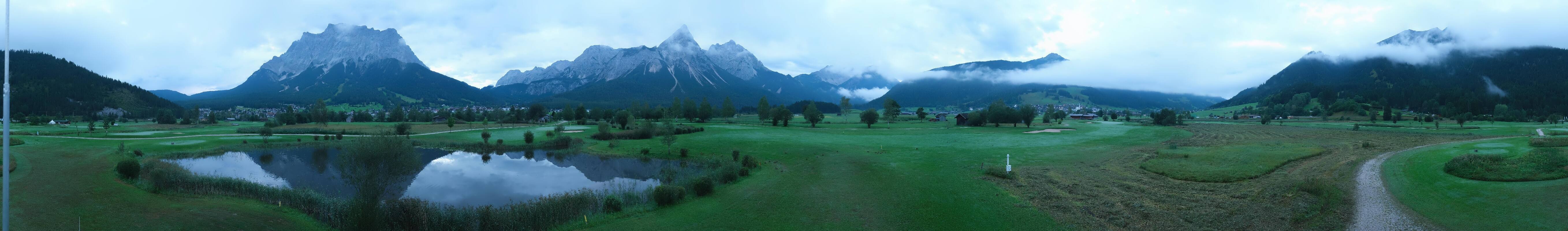 Archived image Webcam Ehrwald-Lermoos: Golf Club Zugspitze