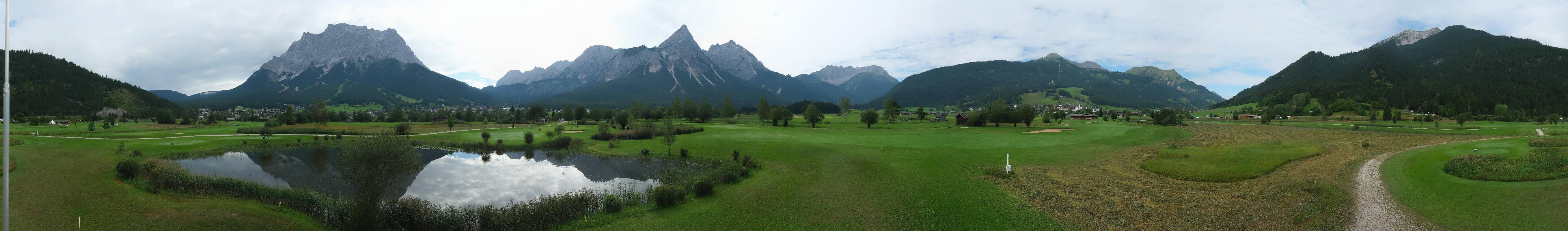 Archived image Webcam Ehrwald-Lermoos: Golf Club Zugspitze