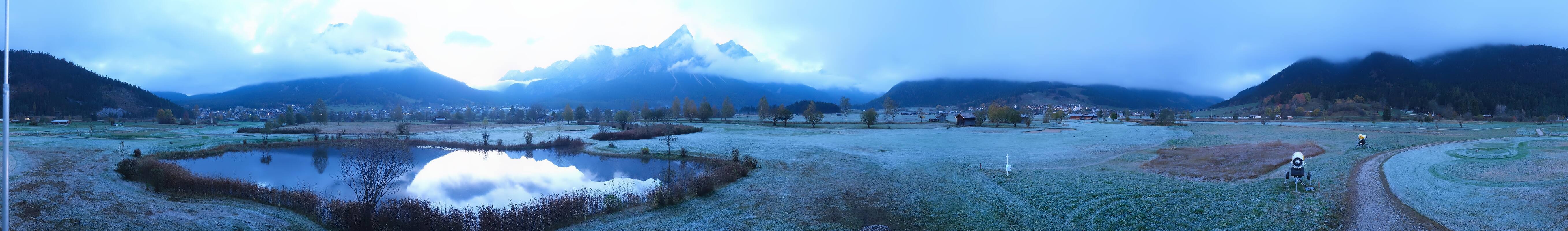 Archived image Webcam Ehrwald-Lermoos: Golf Club Zugspitze