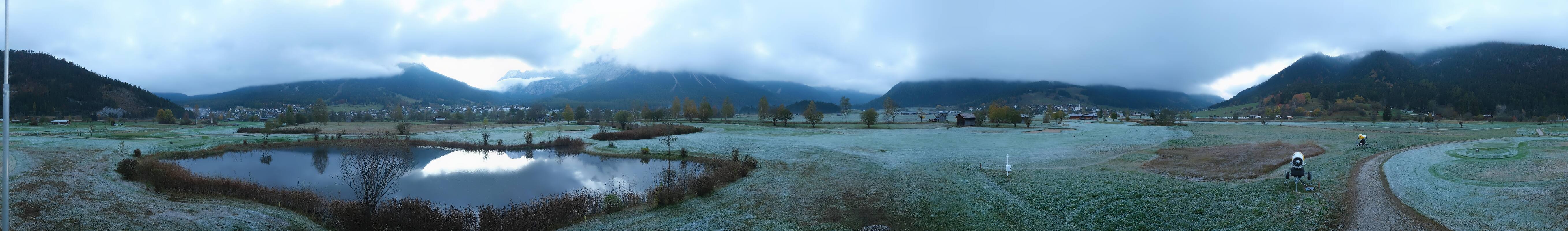 Archived image Webcam Ehrwald-Lermoos: Golf Club Zugspitze