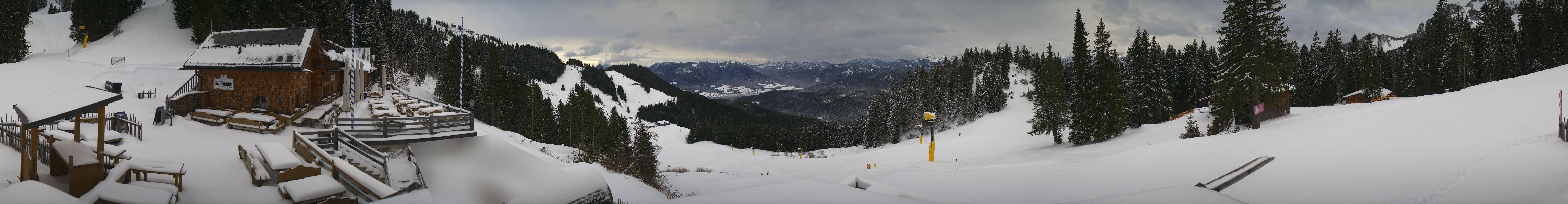 Archiv Foto Webcam Lenggries: BayernHütte am Brauneck