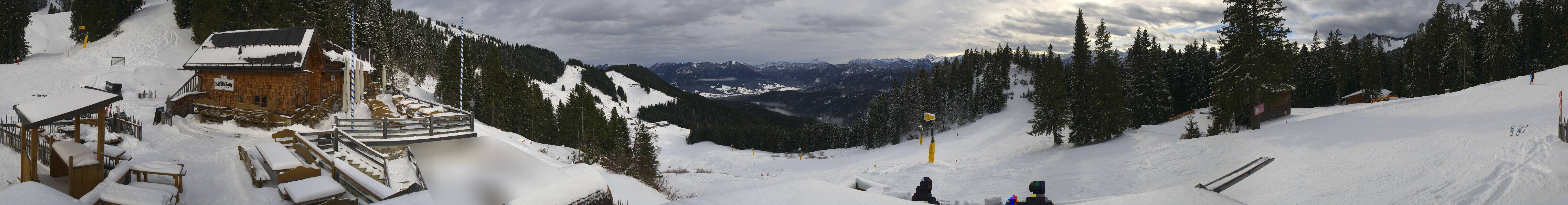 Archiv Foto Webcam Lenggries: BayernHütte am Brauneck