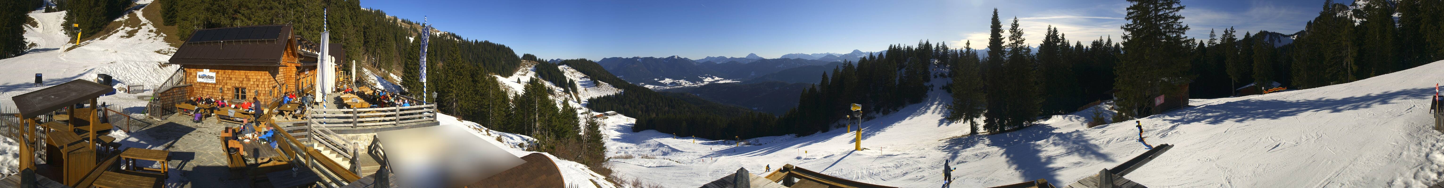 Archiv Foto Webcam Lenggries: BayernHütte am Brauneck