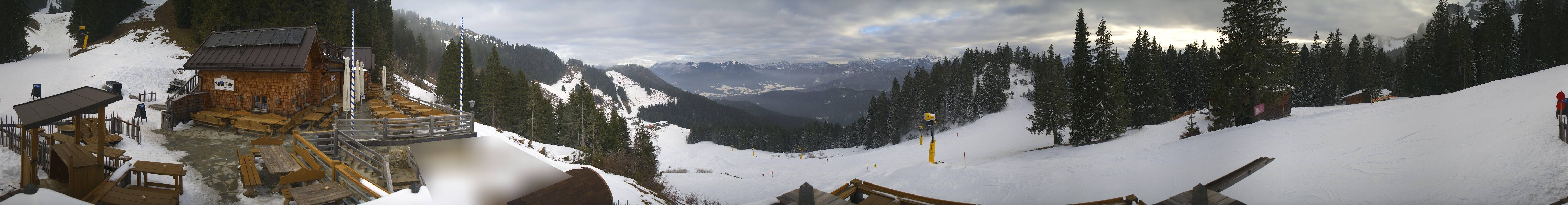 Archiv Foto Webcam Lenggries: BayernHütte am Brauneck